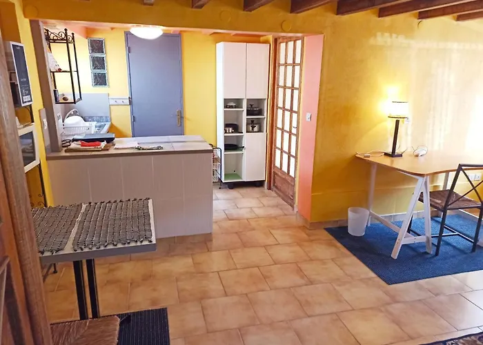 STUDIO Au village 89120 Dicy
