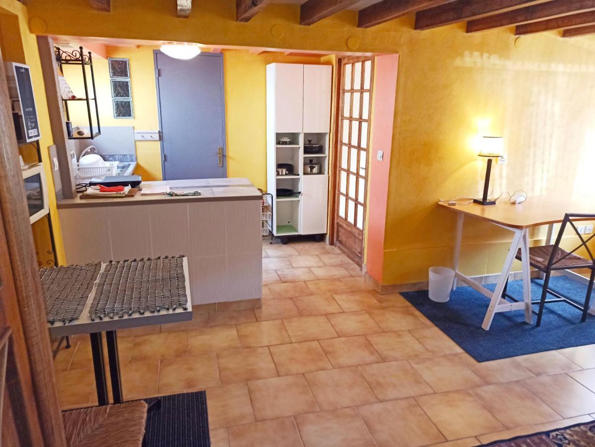 Au Village 89120 Apartment *