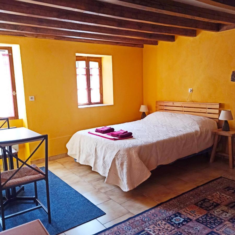 Au Village 89120 Apartment *
